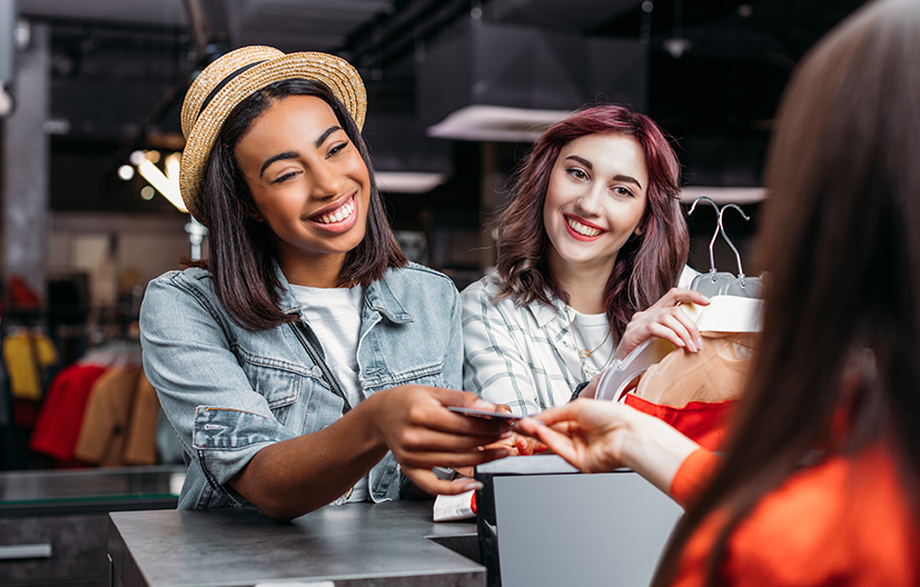 friends shopping at a food truck