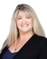 Laura Grabowski headshot