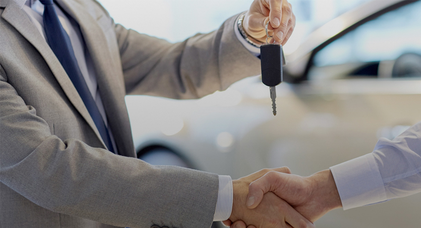 take-a-test-drive-new-car-purchase-keys